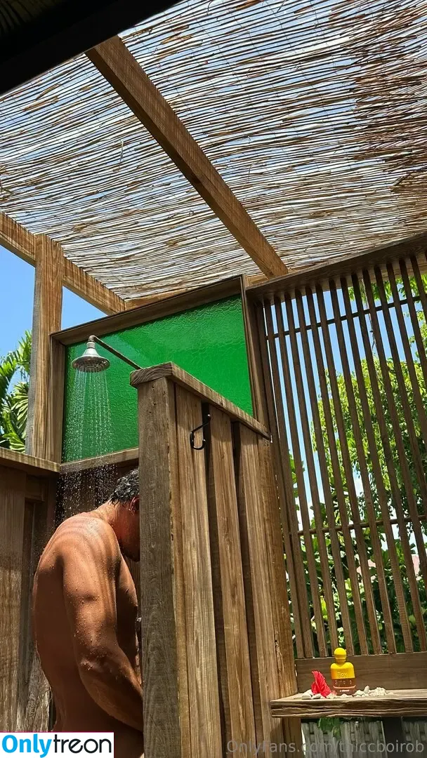 thiccboirob nude photo #0090 (thiccboi_)