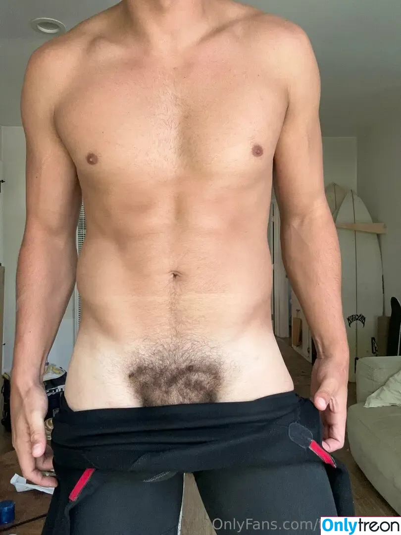 thiccboirob nude photo #0094 (thiccboi_)
