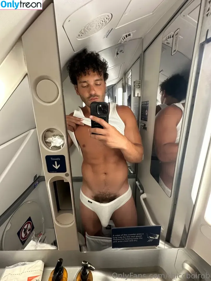 thiccboirob nude photo #0101 (thiccboi_)