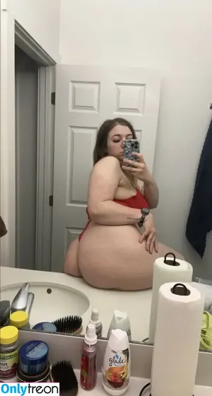 Thiccgodess / Bootynbodyqueen / Thiccgodesss / fit_madisue / thiccgodesss11 nude photo #0004