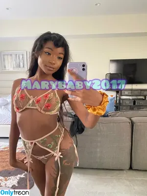 thickbaby2017 / thick.infant nude photo #0021