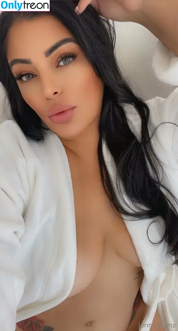 thickbaddie_jenna nude photo #0337 (thickbaddieee__)