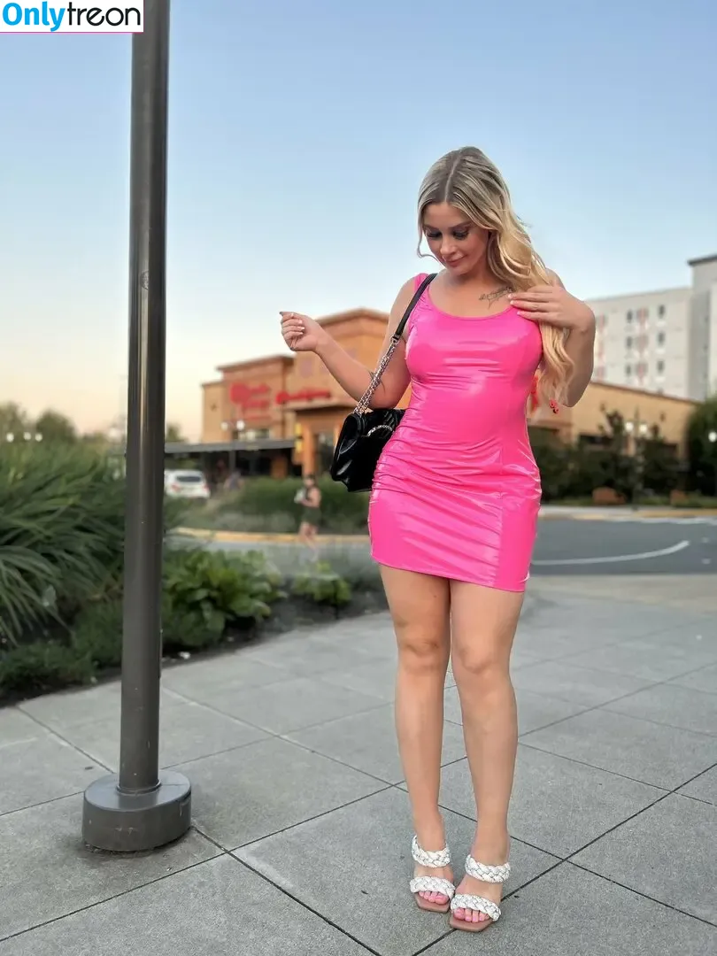 Thickbarbiegirl nude photo #0028 (Thick.barbiegirl / Trixi B / TrixiB100 / thick.barbie222)