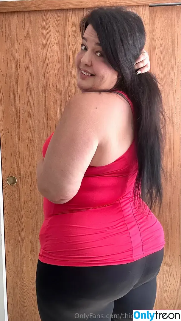 thickchickmilffree nude photo #0012 (thickchickmilffree)