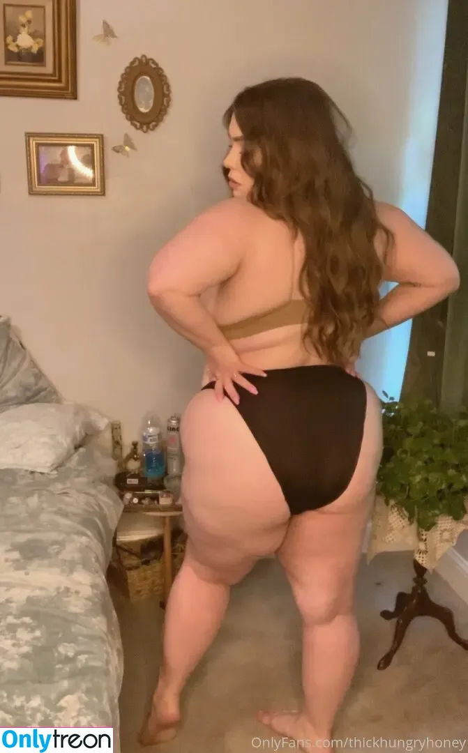 thickhungryhoney nude photo #0055 (bigchubbygirlslover)