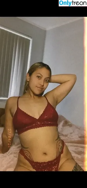 thickmaori / Maia / lightskin_tatted_phatass / maia84416316 / maiareficco nude photo #0003