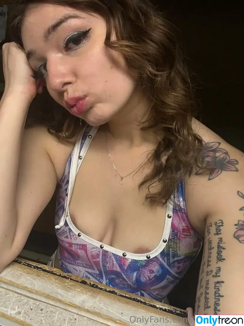 thicnpretty nude photo #0053 (thicnpretty)
