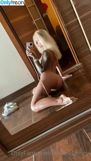 thiskindasnow / missboogey / this.kinda.snow nude photo #0020