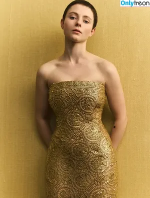 Thomasin Mckenzie / thomasin.mckenzie nude photo #0321