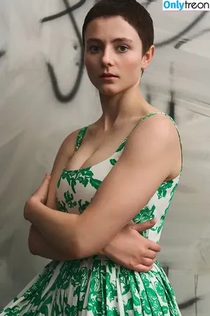Thomasin Mckenzie / thomasin.mckenzie nude photo #0322
