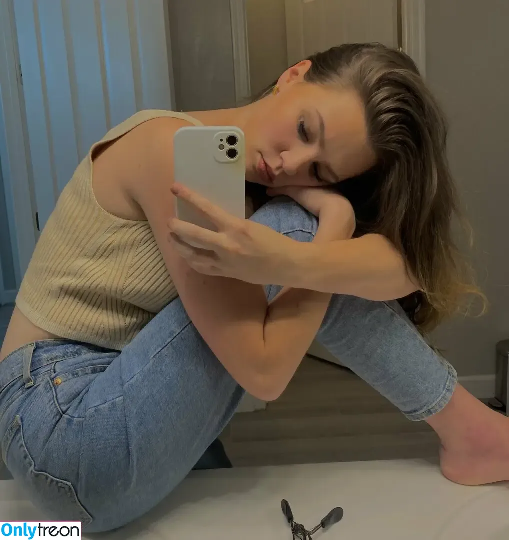 ThorpTV nude photo #0013 (Grace Thorp / channelofthor / thorjohnson_xl)