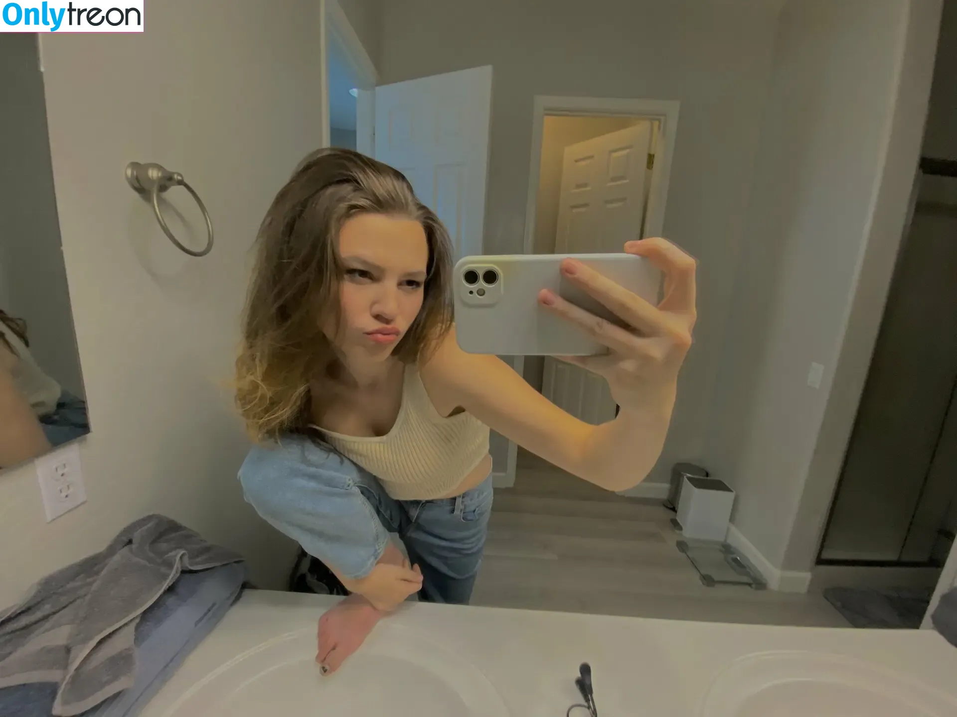 ThorpTV nude photo #0015 (Grace Thorp / channelofthor / thorjohnson_xl)