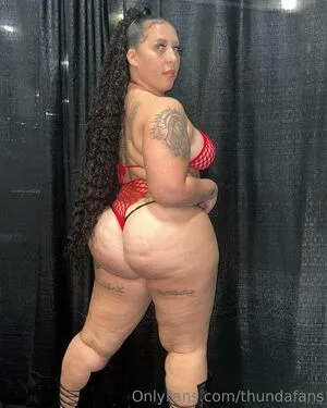 thundafans / thunda_cakez_fan nude photo #0019