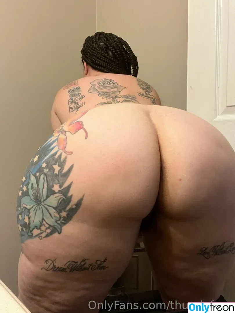 thundafans nude photo #0092 (thunda_cakez_fan)