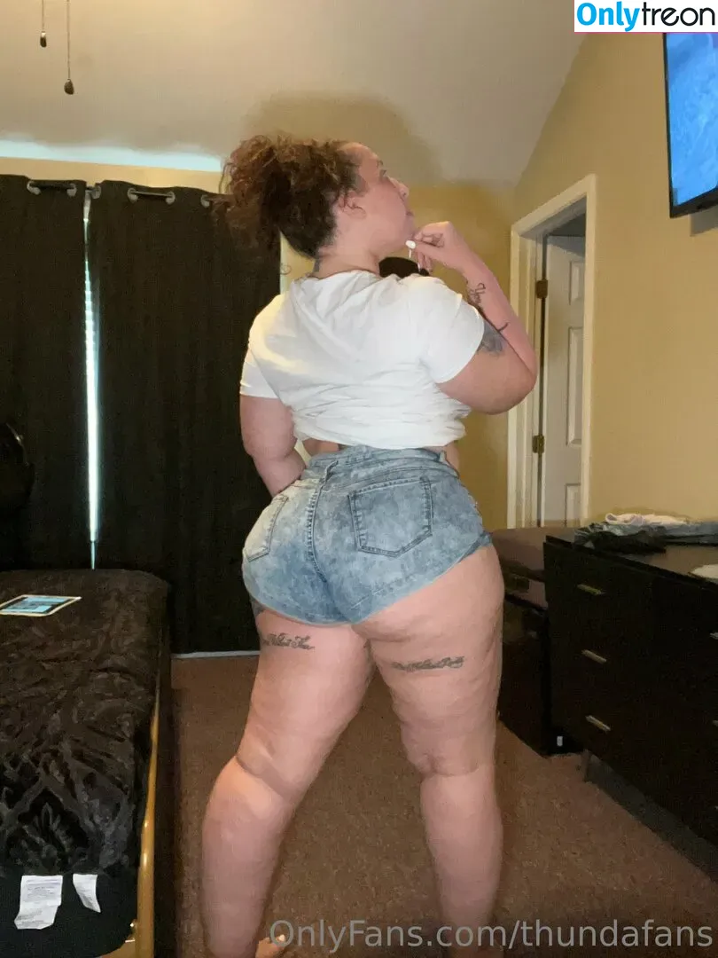 thundafans nude photo #0129 (thunda_cakez_fan)