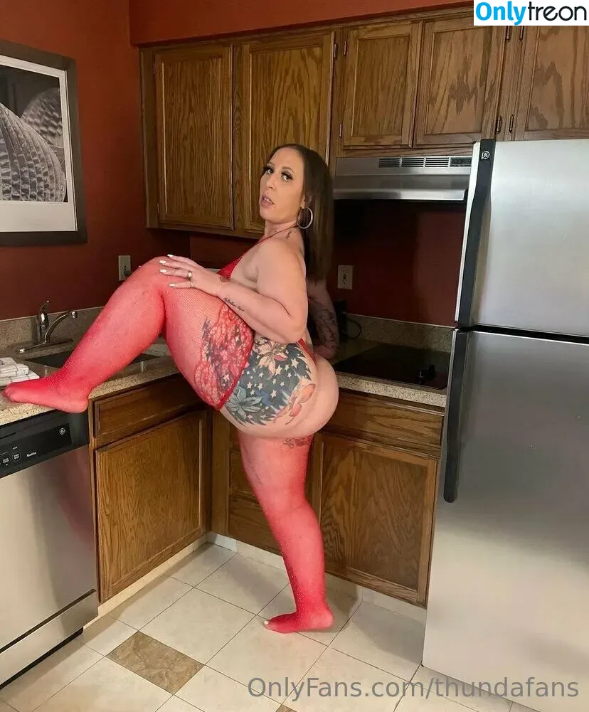 thundafans nude photo #0188 (thunda_cakez_fan)