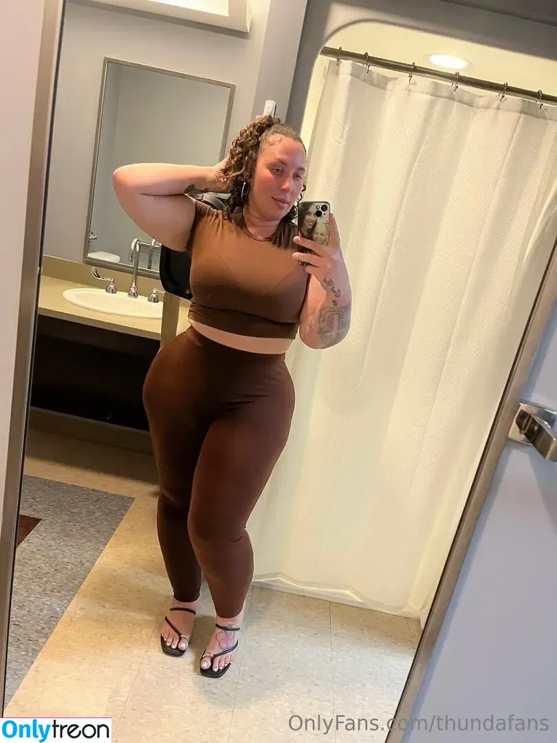 thundafans nude photo #0331 (thunda_cakez_fan)