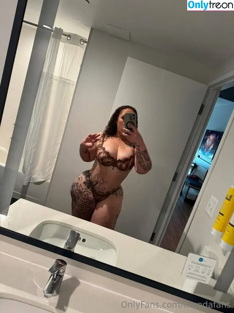 thundafans nude photo #0334 (thunda_cakez_fan)