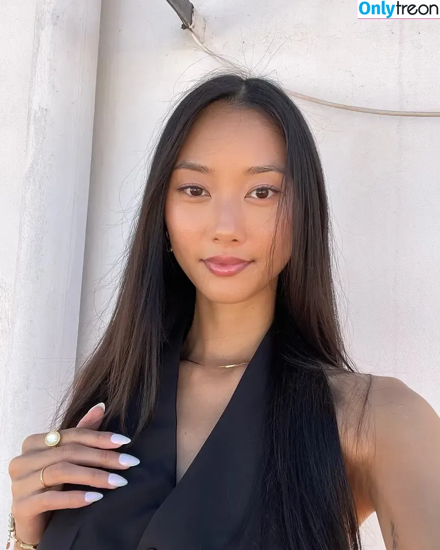 thuvnn nude photo #0052 (ntqvn5)