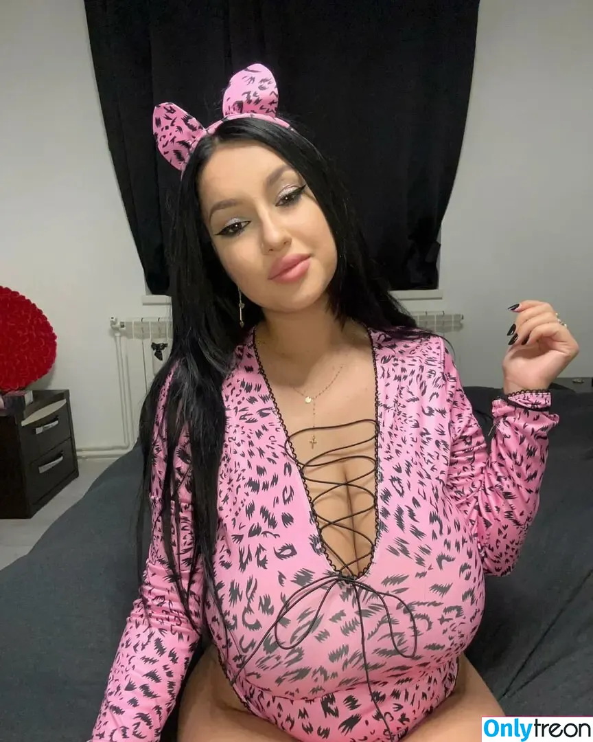 Tiana Maria nude photo #0003 (ms.wetlips / tianazmelons)