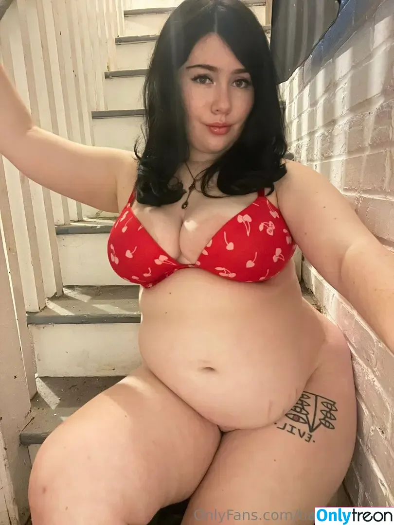 tianastummy nude photo #0019 (tianastummy)