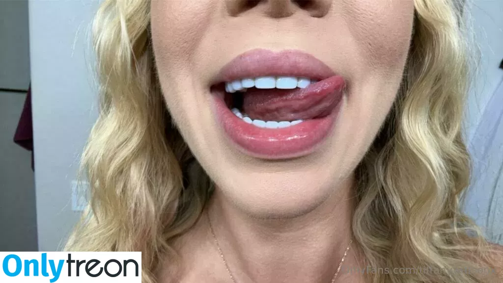 tiffanywatsonx nude photo #0282 (tatertiffcom)
