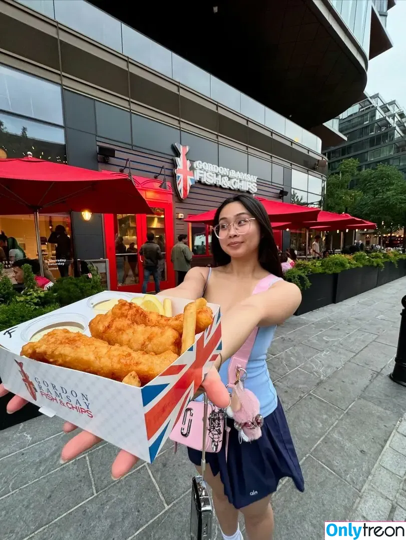 _tiffles nude photo #0196 (anyuser / tiffanynhoe / tiktok / twitch)