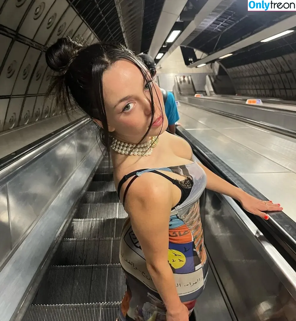 Tijan Marei nude photo #0022 (Tijan Marei)