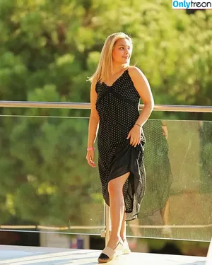 Tina Dehban / tinadehban nude photo #0097