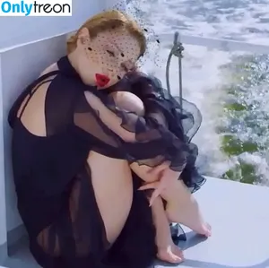Tina Karol / tina_karol nude photo #0018
