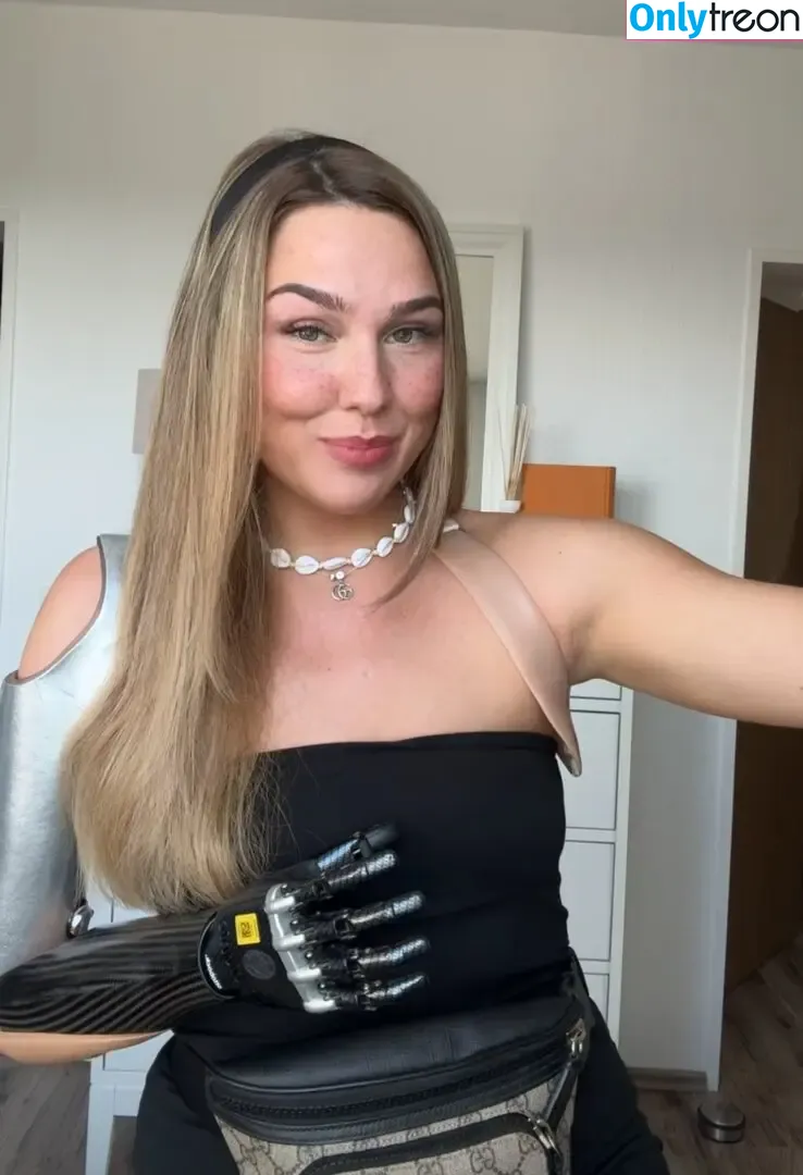 Tina Rühl nude photo #0050 (gina.ruhl)