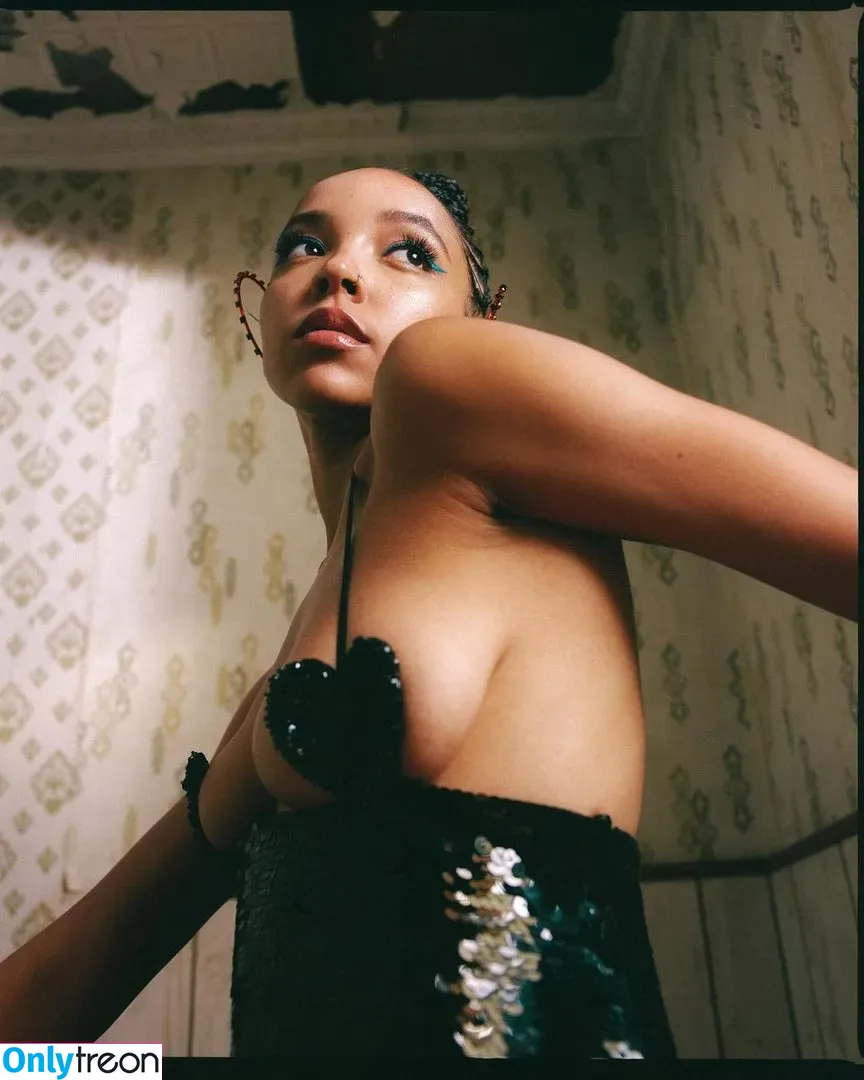 Tinashe nude photo #0038 (slimred_20 / tinashenow)