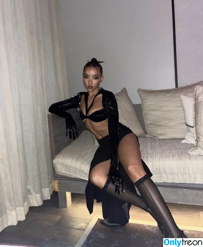 Tinashe nude photo #0185 (slimred_20 / tinashenow)