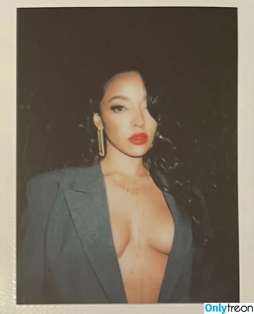 Tinashe nude photo #0200 (slimred_20 / tinashenow)
