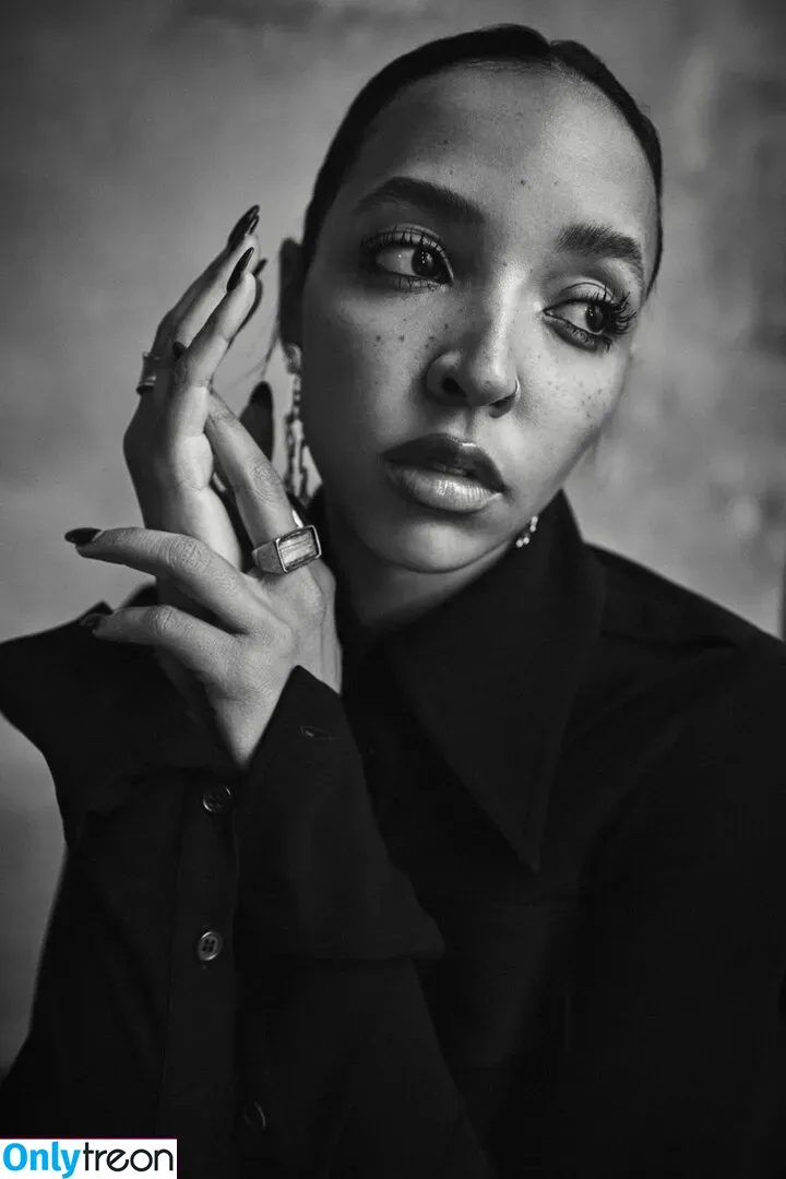 Tinashe nude photo #0229 (slimred_20 / tinashenow)
