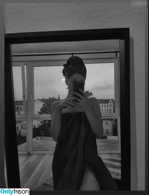 Tinuvielx / xLuthien / Luthien21 / tinuvielx nude photo #0040