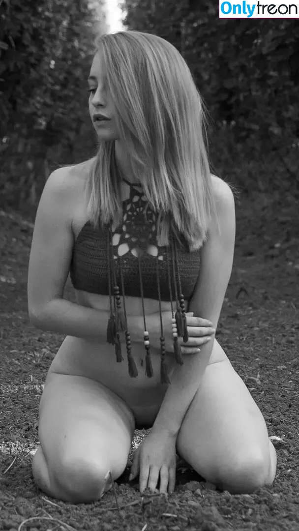 Tinuvielx / xLuthien nude photo #0050 (Luthien21 / tinuvielx)