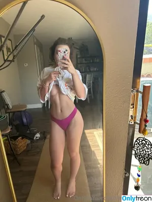 TinyGymPAWG nude photo #0096