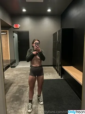 TinyGymPAWG nude photo #0108