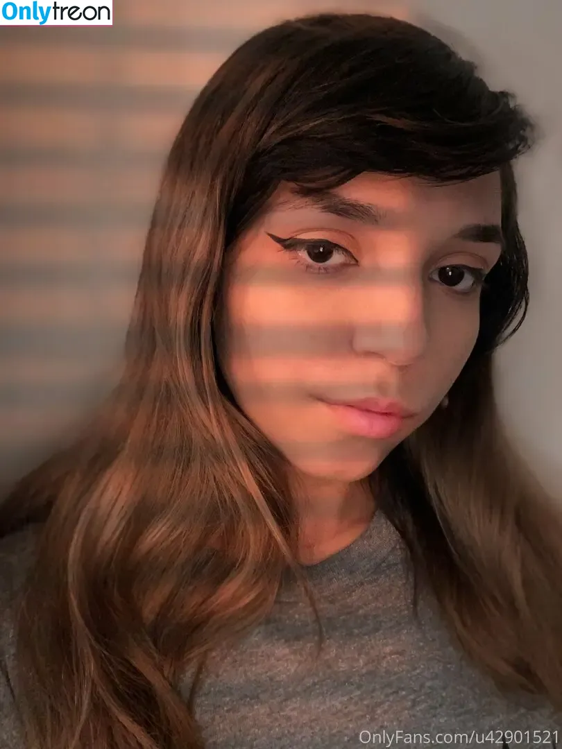 tinytaco nude photo #0022 (tinytaco1995)