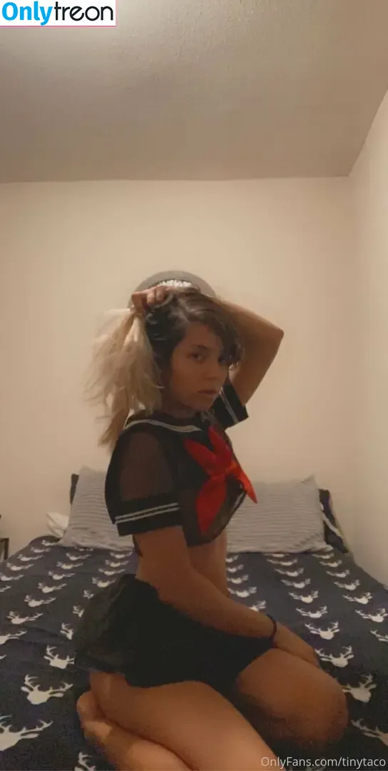 tinytaco nude photo #0048 (tinytaco1995)
