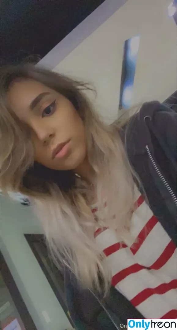tinytaco nude photo #0054 (tinytaco1995)