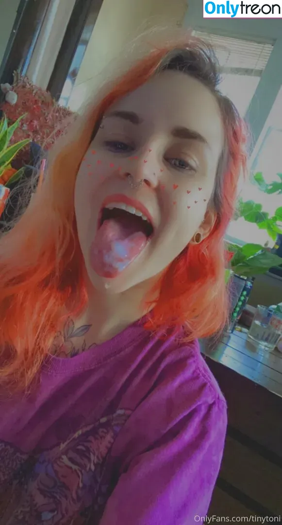 tinytoni nude photo #0049 (_thattinytonii)