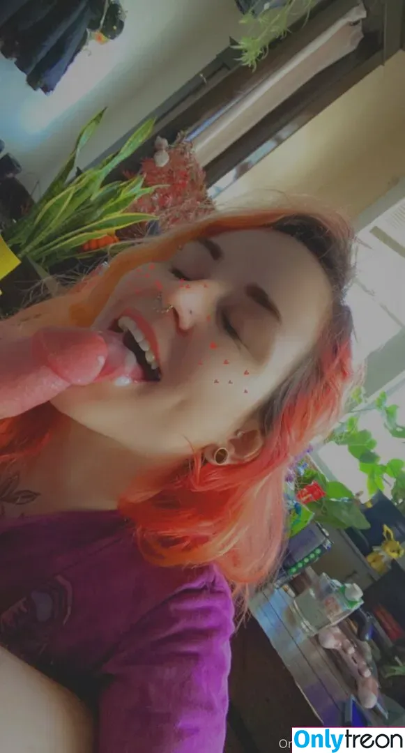 tinytoni nude photo #0050 (_thattinytonii)
