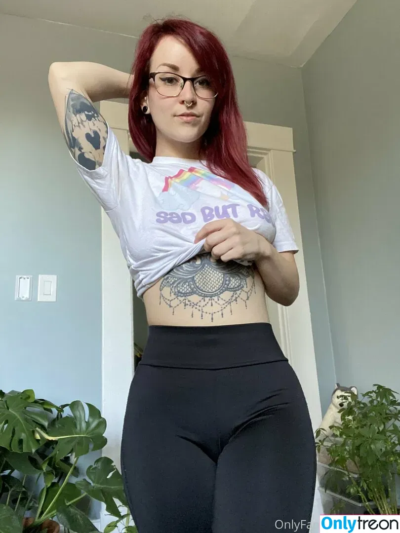 tinytoni nude photo #0091 (_thattinytonii)