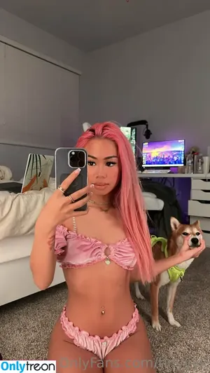 tinyyyk / kaylakipp / peachlingg nude photo #0202