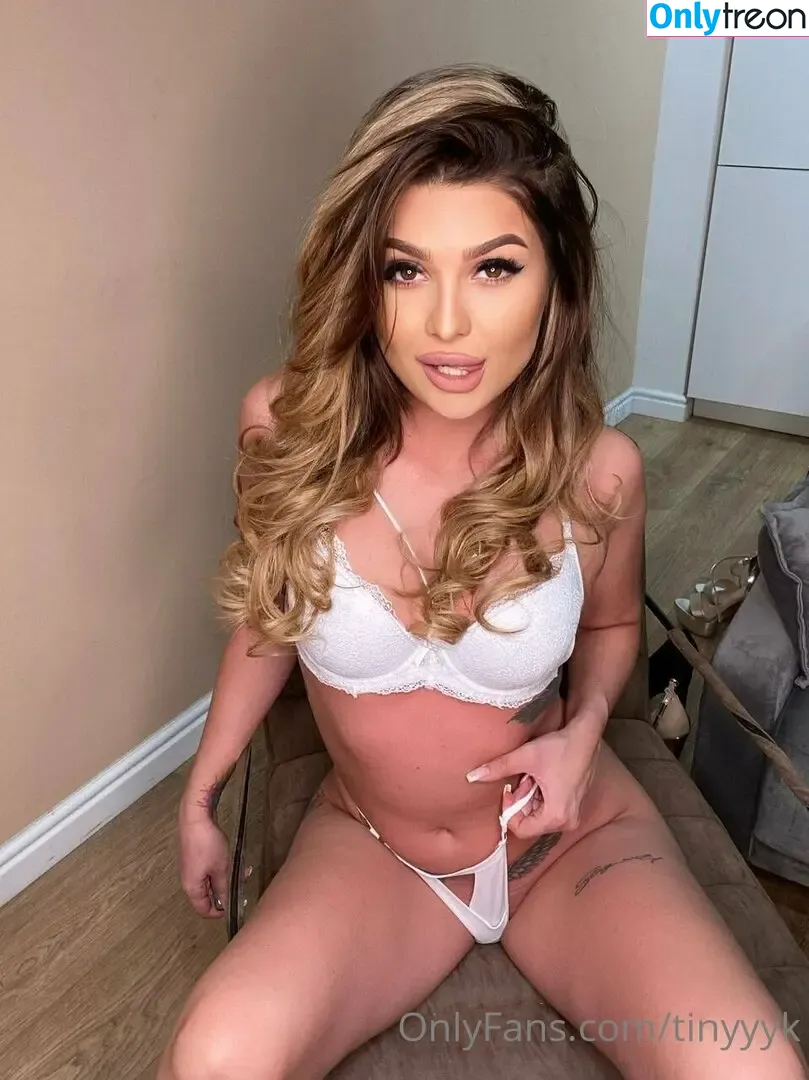 tinyyyk nude photo #0367 (kayla.tran / kaylakipp / peachlingg)