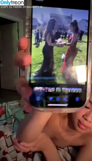 tinyyyk / kayla.tran / kaylakipp / peachlingg nude photo #1227