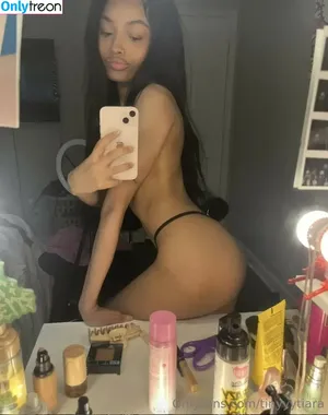 Tinyyytiara / tinyytiaa nude photo #0006