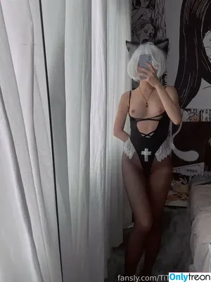 TiTi cosplay / TiTi40511552 / titi_cosplay nude photo #1859